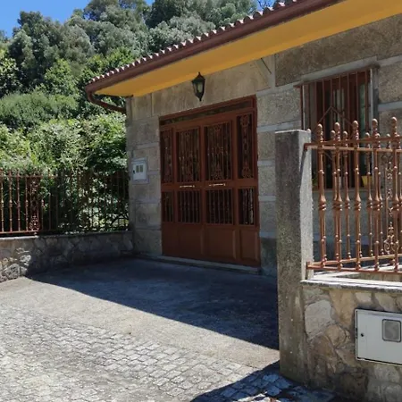 A Ponte Do Rio Bealo