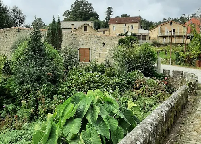 Semesterbostad A Ponte Do Rio Bealo