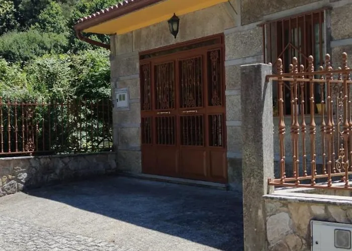 A Ponte Do Rio Bealo